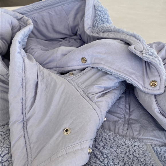 Free Movement jacket - Picture 7 of 8